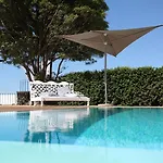 Quinta Da Abelheira Κατάλυμα σε φάρμα Πόντα Ντελγκάντα