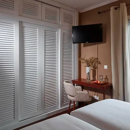 Quinta Da Abelheira Κατάλυμα σε φάρμα Πόντα Ντελγκάντα