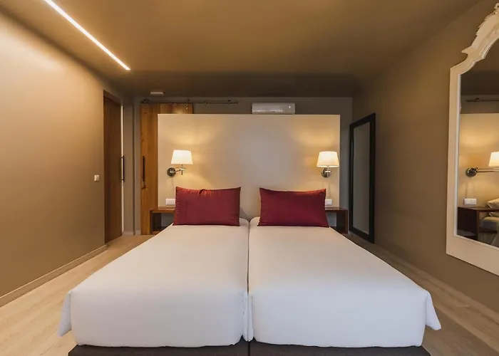 Quinta Da Abelheira Farm stay *