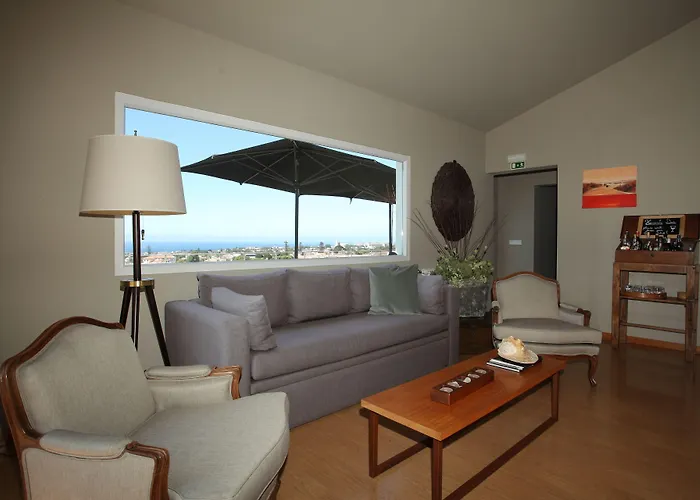 Quinta Da Abelheira * Ponta Delgada (Sao Miguel)